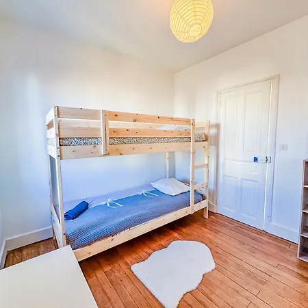 2 Maisons Pouvant Accueillir 22 Personnes Hébergement de vacances