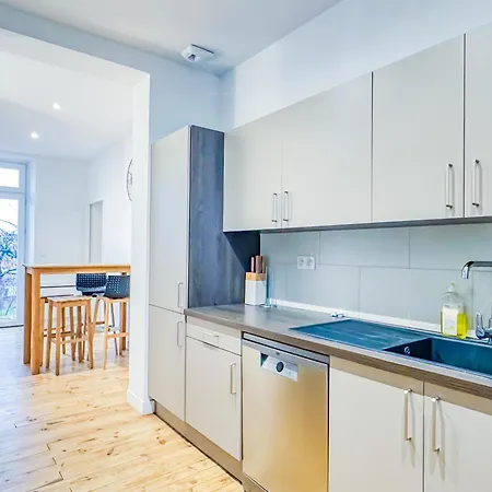 Hébergement de vacances 2 Maisons Pouvant Accueillir 22 Personnes